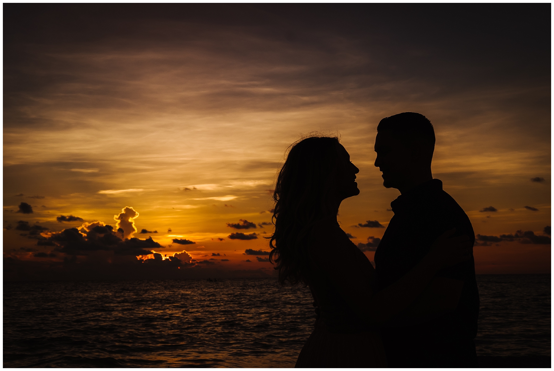 fort-desoto-engagement-photos-florida-beach-sunset_0242.jpg