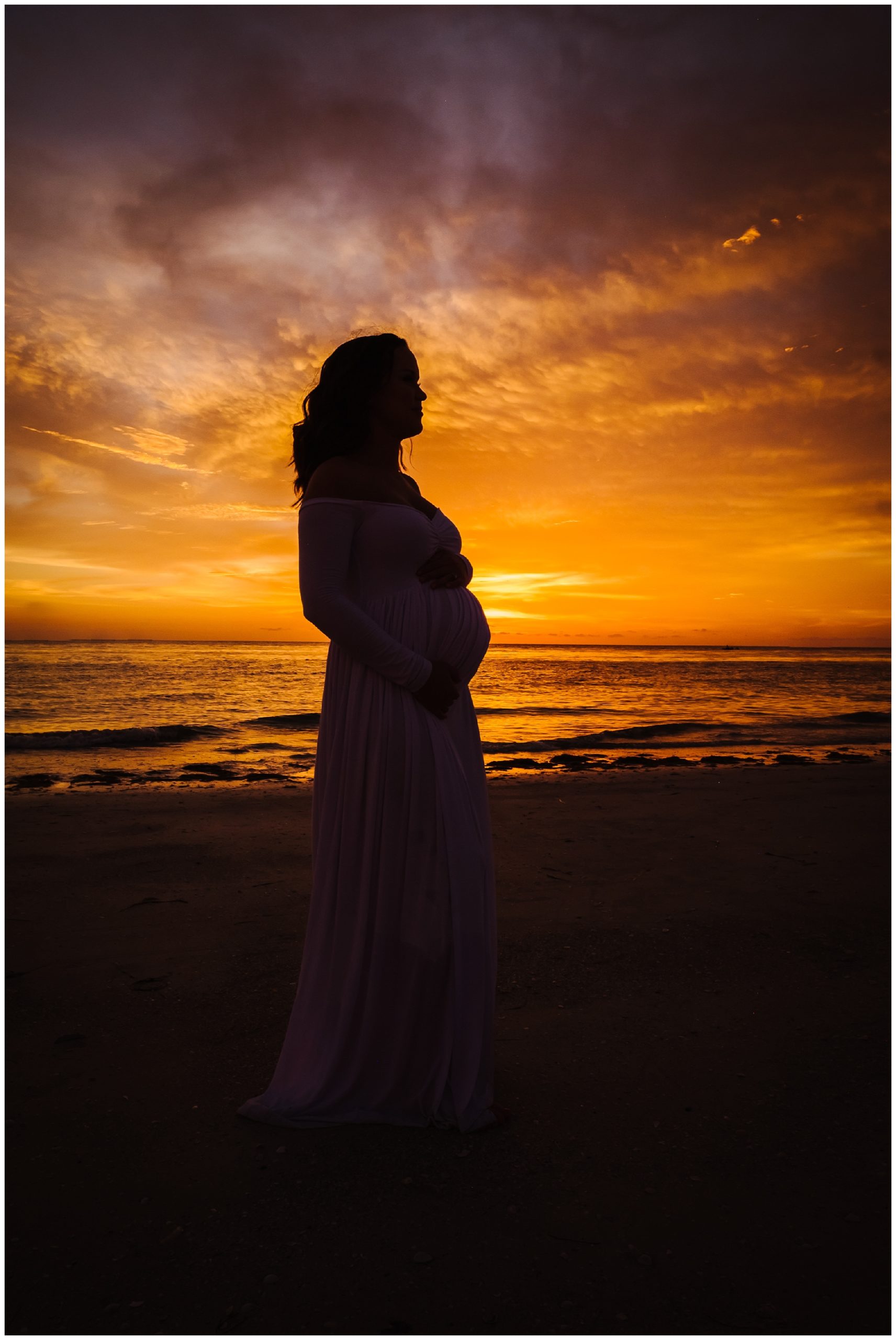 fort-desoto-maternity-photos-florida-beach-sunset_0044.jpg